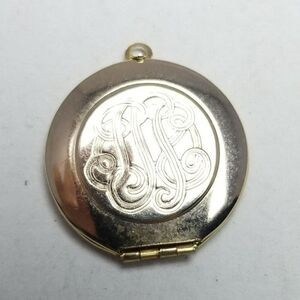 Vintage Round Locket Pendant, 1 Inch, Pale Gold Tone Color, Photo, Swirl Design